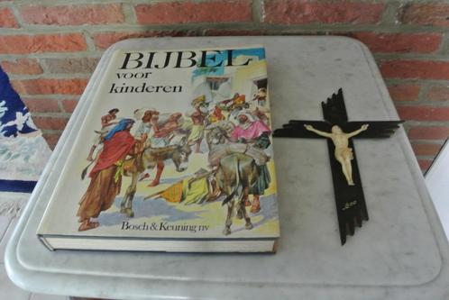 Bijbel voor Kinderen Oude en Nieuwe Testament+Crucifix, Antiek en Kunst, Antiek | Boeken en Bijbels, Ophalen of Verzenden