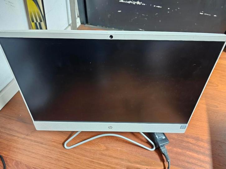 HP All-in-One 24-f0310nd touchscreen Windows 11, Computers en Software, Desktop Pc's, Gebruikt, 2 tot 3 Ghz, SSD, 8 GB, Met videokaart