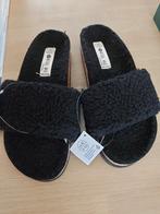 Fluffy slippers/sandals esmara size 40, Kleding | Dames, Schoenen, Zwart, Nieuw, Sandalen of Muiltjes, Esmara