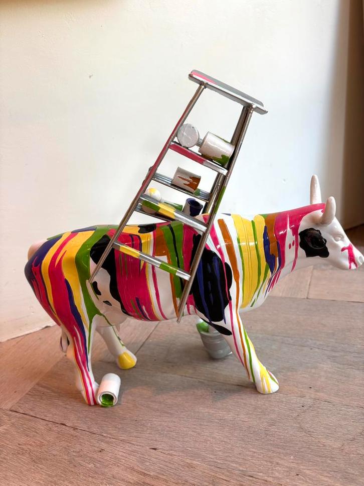 Cow parade large koe met verf - Muuu Traviesa, Verzamelen, Beelden en Beeldjes, Zo goed als nieuw, Dier, Ophalen of Verzenden