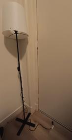 Floor lamp for sale, Huis en Inrichting, Lampen | Vloerlampen, Ophalen, Zo goed als nieuw