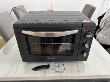 Kleine Oven Met Grill - Past Pizza in! Nieuw Nooit Gebruikt beschikbaar voor biedingen