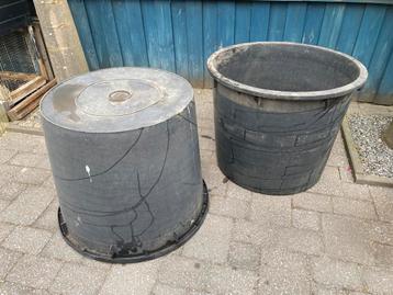 Kunststof ton zwart 240 liter beschikbaar voor biedingen
