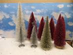 set van 9 grote kerstbomen kerstdorp bomen kerst accessoires, Diversen, Kerst, Ophalen of Verzenden, Nieuw