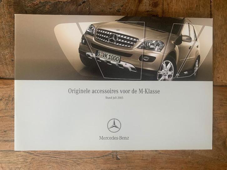 Folder brochure Mercedes-Benz M-klasse Accessoires W164 2005, Boeken, Auto's | Folders en Tijdschriften, Nieuw, Mercedes, Ophalen of Verzenden