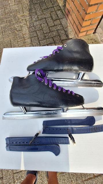 Schaatsen beschikbaar voor biedingen