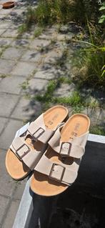 Birkenstok slippers, Ophalen of Verzenden, Nieuw, Beige