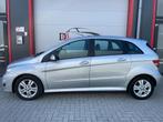Mercedes-Benz B-klasse 180 Business Class AUT/PDC/CRUISE/AIR, Auto's, Gebruikt, Zwart, 4 cilinders, Bedrijf