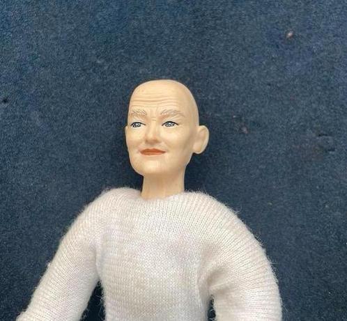 Heidi Ott poppenhuis figuur 1/12 oma oude vrouw, Verzamelen, Poppenhuizen en Toebehoren, Gebruikt, Popje, Ophalen of Verzenden