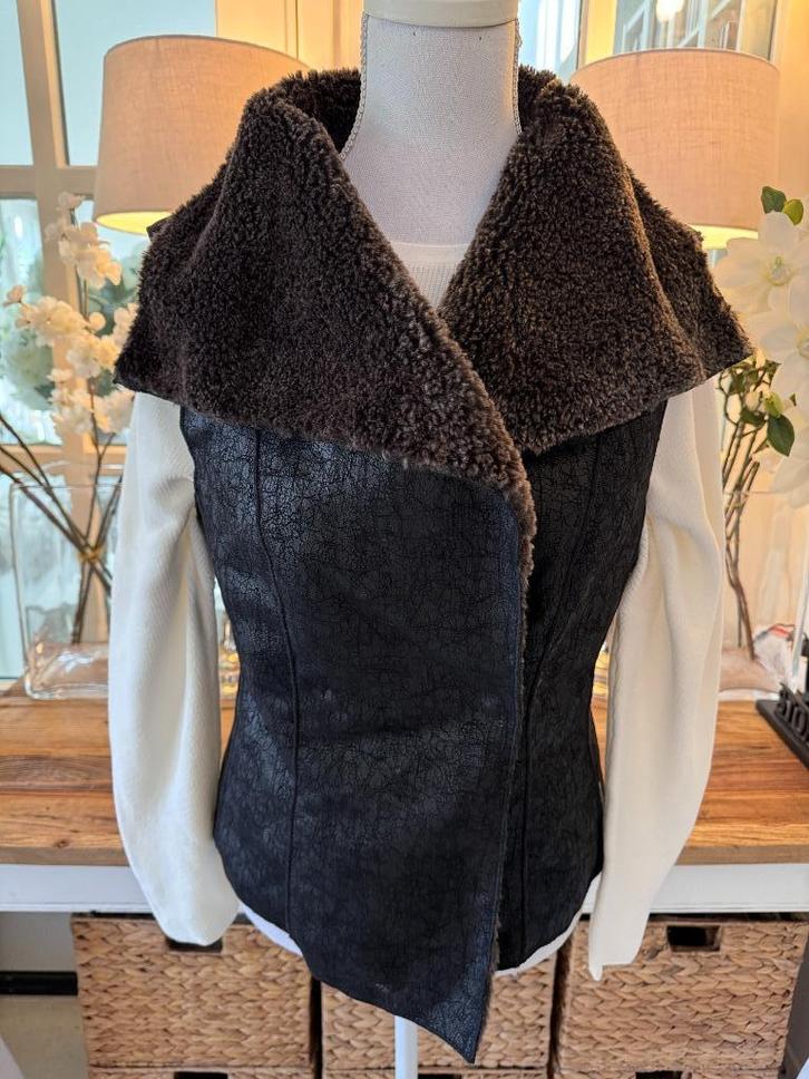 Zwart-bruin bodywarmer Marc Cain, teddy nepbont, 36-38/nr.3, Kleding | Dames, Bodywarmers, Zo goed als nieuw, Maat 38/40 (M), Bruin