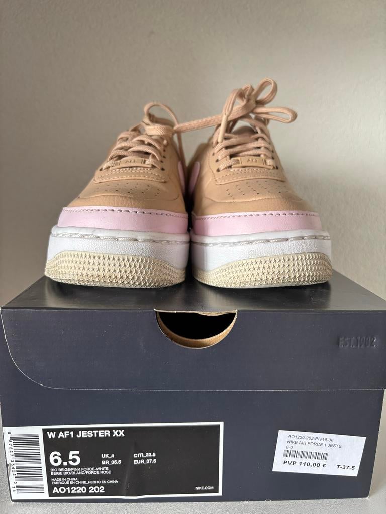 Nike Air Force 1 Jester XX - Maat 37.5, Kleding | Dames, Schoenen, Ophalen of Verzenden, Zo goed als nieuw, Beige, Sneakers of Gympen