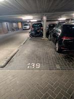Parking spot IJburg Erich Salomonstraat 564-572, Huizen en Kamers, Garages en Parkeerplaatsen