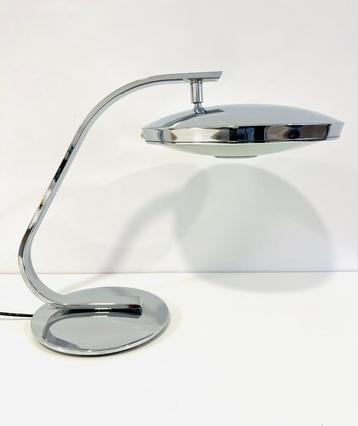 Fase lamp beschikbaar voor biedingen