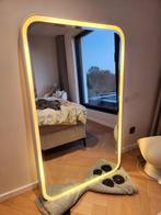Prachtige jaren 70 badkamerspiegel, Huis en Inrichting, Woonaccessoires | Spiegels, Ophalen, Zo goed als nieuw, Rechthoekig, Minder dan 100 cm