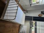 Kinder bed, Kinderen en Baby's, Kinderkamer | Bedden, Ophalen, 85 tot 100 cm, Zo goed als nieuw, Matras
