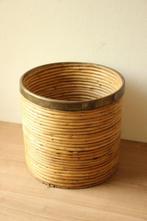 Vintage Rotan en messing plantenbak, Ophalen of Verzenden, Gebruikt, Rond