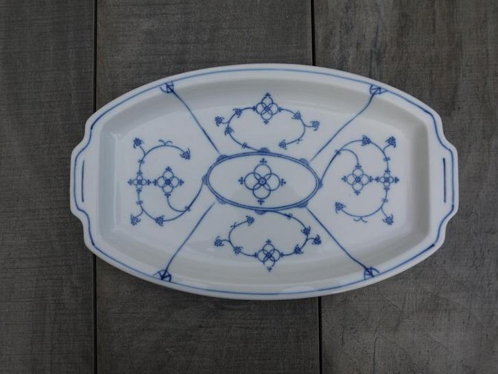 Blau Saks Jager - Serveerschaal - Cake-/koekschaal, Huis en Inrichting, Keuken | Servies, Zo goed als nieuw, Schaal of Schalen