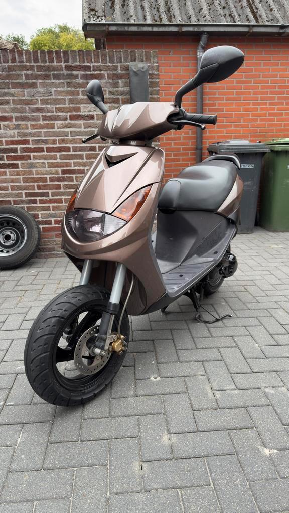 Peugeot Vivacity 125cc nieuw opgebouwd!, Fietsen en Brommers, Scooters | Peugeot, Gebruikt, Vivacity, Tweetakt, Ophalen
