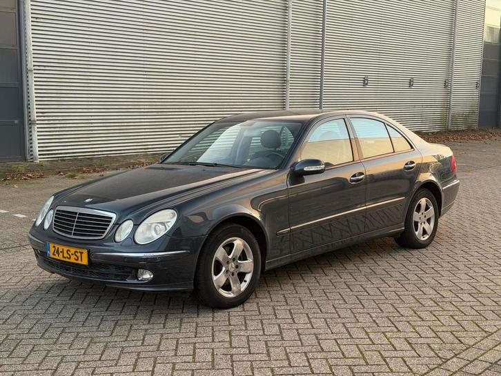 Mercedes-Benz E-Klasse 2.7 CDI E270 automaat 2003 Youngtimer, Auto's, Mercedes-Benz, Particulier, E-Klasse, ABS, Airbags, Airconditioning