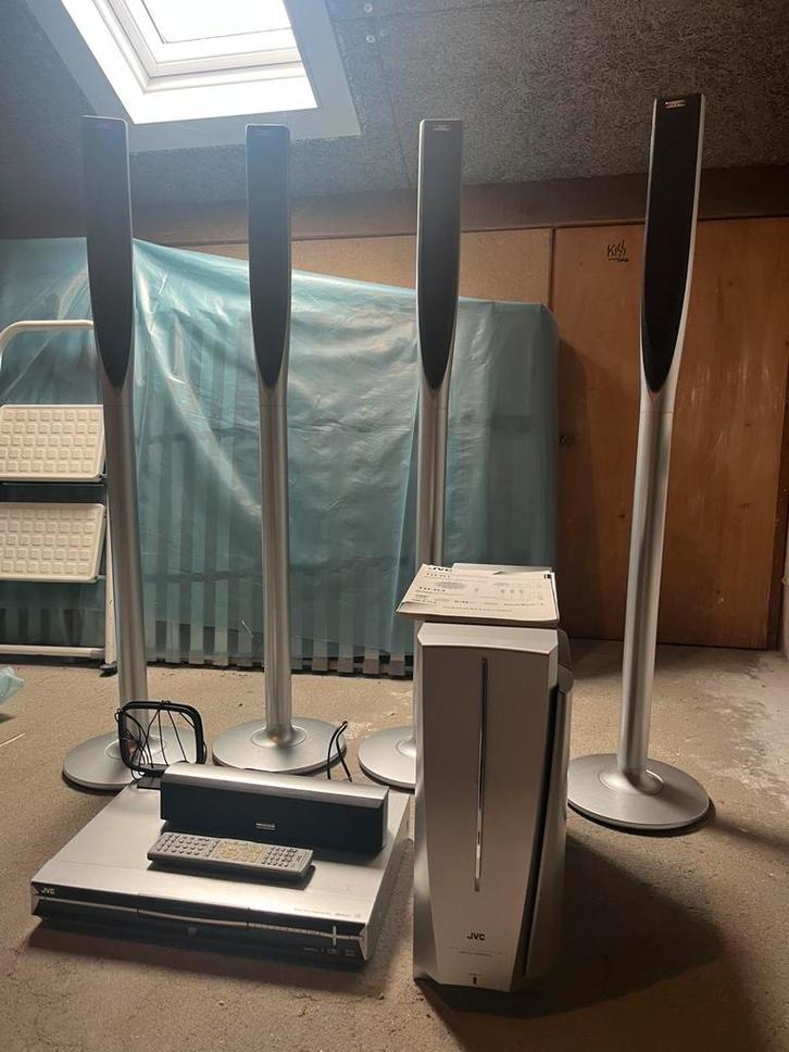 JVC digitale bioscoop TH-R3, Audio, Tv en Foto, Home Cinema-sets, Zo goed als nieuw, Dvd-speler, Soundbar, 70 watt of meer, JVC