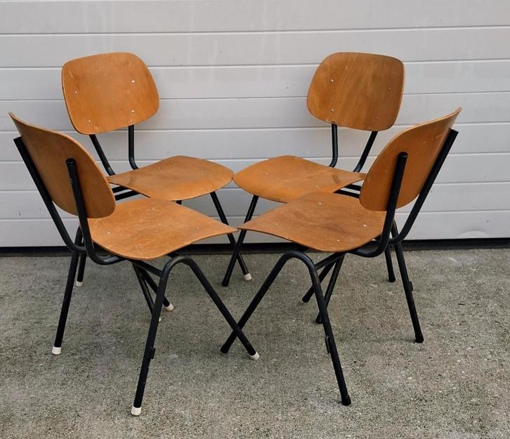 61 x Vintage schoolstoelen formica stijl houten cafe stoelen, Huis en Inrichting, Stoelen, Zo goed als nieuw, Vijf, Zes of meer stoelen