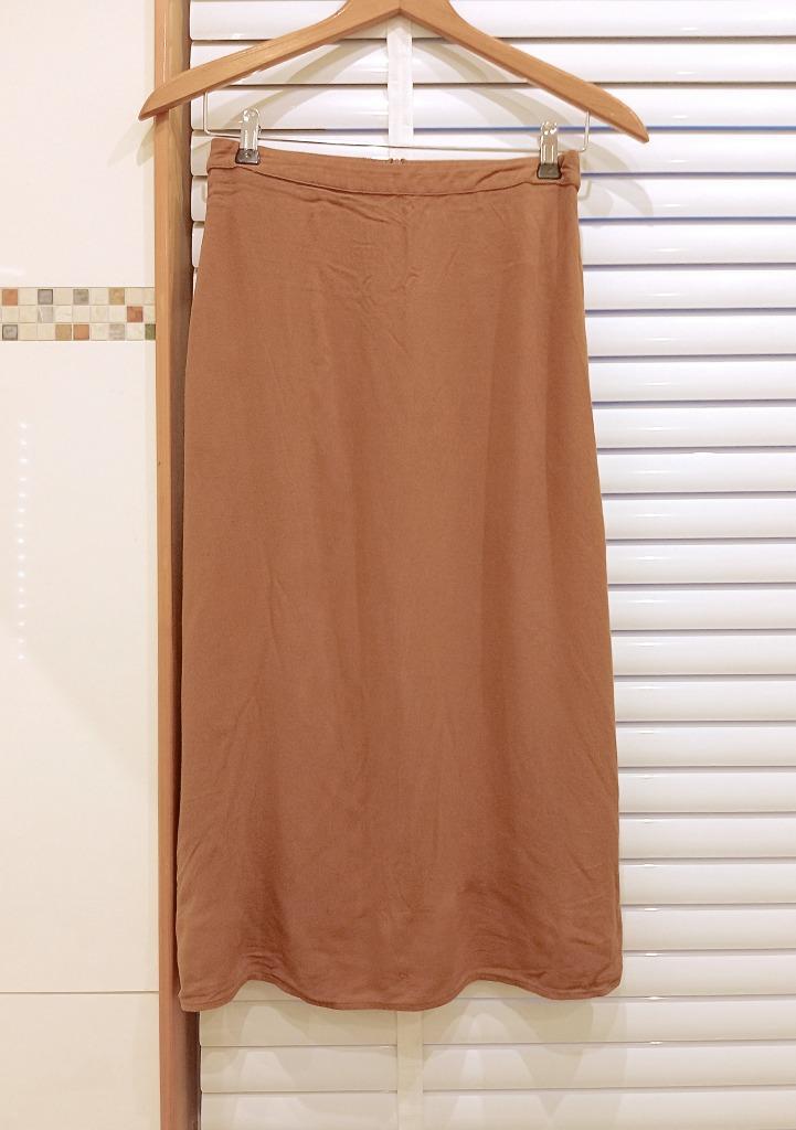 Envii - halflange viscose rok, Kleding | Dames, Rokken, Zo goed als nieuw, Maat 34 (XS) of kleiner, Beige, Onder de knie, Ophalen of Verzenden
