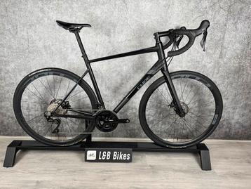 Cube Attain SL Disc Shimano 105 2x11 Speed Aluminium Maat 58 beschikbaar voor biedingen