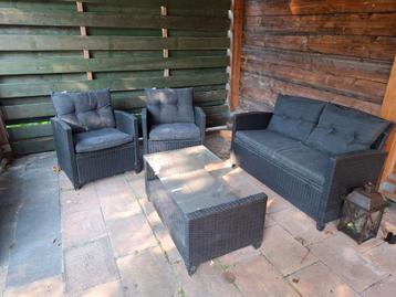 Loungeset 4 delig beschikbaar voor biedingen