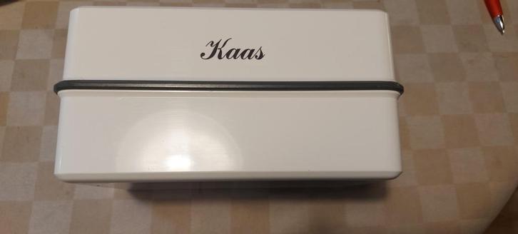 kaas bakje sterke kwaliteit met deksel fraai, Huis en Inrichting, Keuken | Tupperware, Zo goed als nieuw, Bus of Trommel, Ophalen of Verzenden