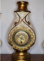 Klok en garnituur set (3) - Keramiek - 1900-1910, Antiek en Kunst, Antiek | Klokken, Ophalen of Verzenden