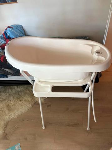 Bébé-jou Bad met Standaard beschikbaar voor biedingen