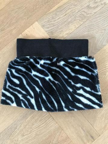 ZGAN lekker zacht handmade rokje 104/110 beschikbaar voor biedingen