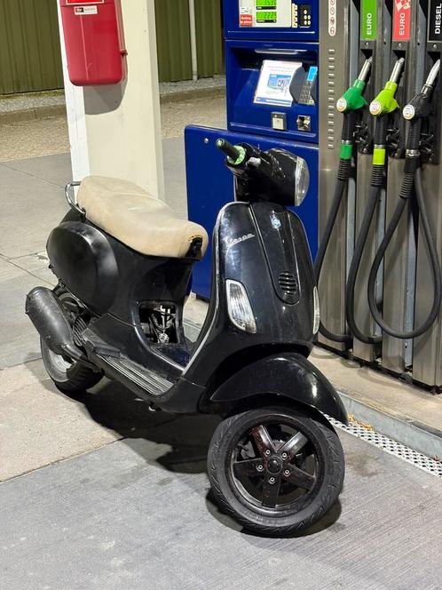 Vespa lx 172cc snor ZELDZAAM DUBBELGELAGERD BLOK, Fietsen en Brommers, Snorfietsen en Snorscooters, Zo goed als nieuw, Vespa, Ophalen of Verzenden