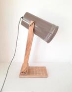 Vintage Tafellamp met Houten Voet, Huis en Inrichting, Lampen | Tafellampen, Gebruikt, Vintage, Ophalen of Verzenden, Minder dan 50 cm