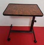 Bedtafel Opklapbare leestafel
Comforthulpmiddelen en Hoogte, Ophalen, Zo goed als nieuw