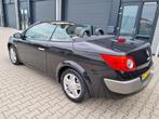 Renault Mégane Coupé-Cabriolet 2.0-16V PRIVILEGE LUXE, Voorwielaandrijving, Beige, 4 cilinders, Cabriolet