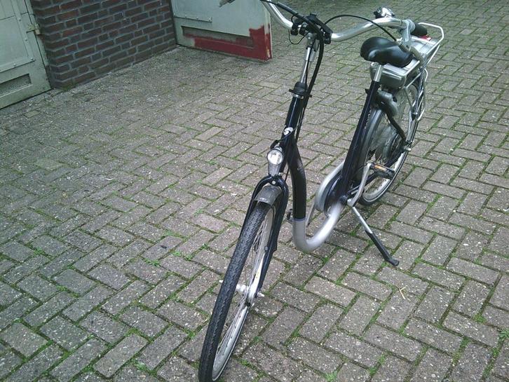 Sparta elektrische fiets met lage instap voor loop of sloop, Fietsen en Brommers, Elektrische fietsen, Zo goed als nieuw, Sparta