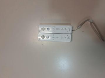 Tekoop wii controllers beschikbaar voor biedingen