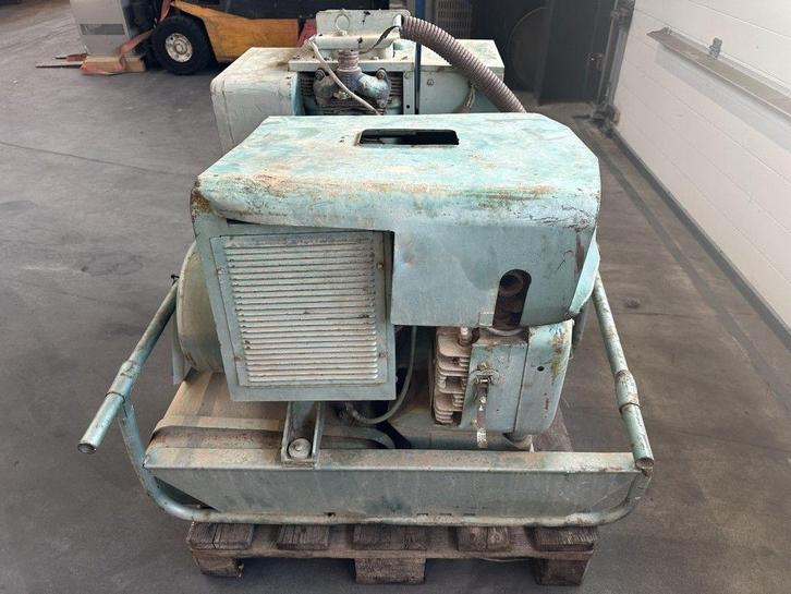 GENERATOR Onan Portaweld 200 Las generator Welding generator, Zakelijke goederen, Machines en Bouw | Aggregaten, Ophalen of Verzenden