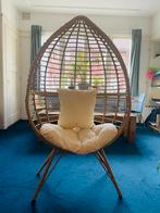 Mooie Egg Chair, Ophalen, Egg chair, Bruin, Riet of Rotan