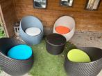 4 lounge stoelen met bijzettafeltje, Ophalen, 4 zitplaatsen, Kunststof, Zo goed als nieuw