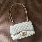 Guess tas licht blauw zo goed als nieuw, Sieraden, Tassen en Uiterlijk, Tassen | Damestassen, Ophalen of Verzenden, Zo goed als nieuw