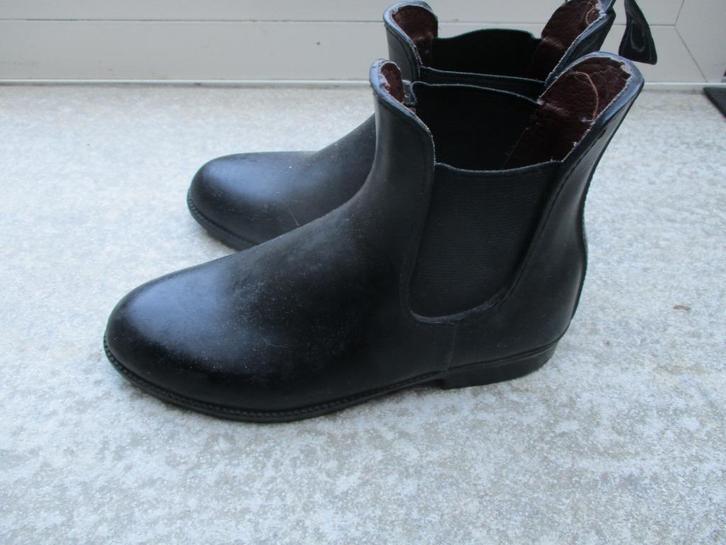 QHP jodhpur zwart rubber maat 29 lage laars paardrijden, Kinderen en Baby's, Kinderkleding | Schoenen en Sokken, Zo goed als nieuw
