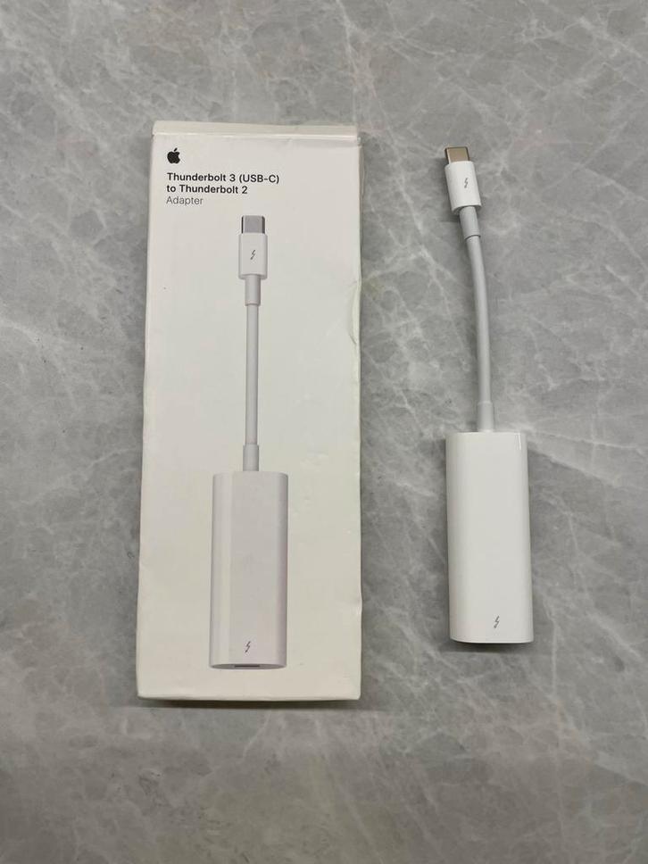 Apple Thunderbolt 3 (USB-C) naar Thunderbolt 2 Adapter, Computers en Software, Pc- en Netwerkkabels, Gebruikt, Ophalen of Verzenden