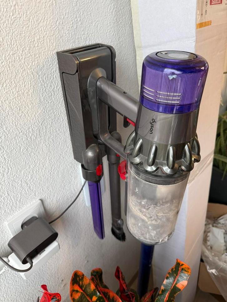 Dyson V11 Absolute, Witgoed en Apparatuur, Stofzuigers, Gebruikt, Stofzuiger, Reservoir, Ophalen