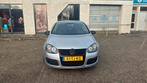 Volkswagen Golf 1.6 16V FSI 85KW 5D 2006 Grijs, Voorwielaandrijving, 1195 kg, 4 cilinders, 620 kg