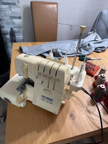 Babylock Eclipse beschikbaar voor biedingen