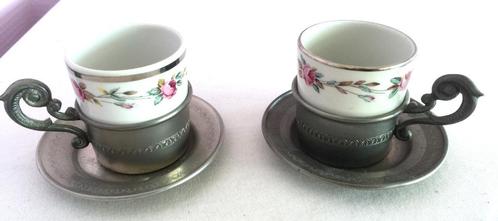 2x Sebring porselein mok +TIN houder en schotel 95% Vintage, Antiek en Kunst, Antiek | Tin, Ophalen