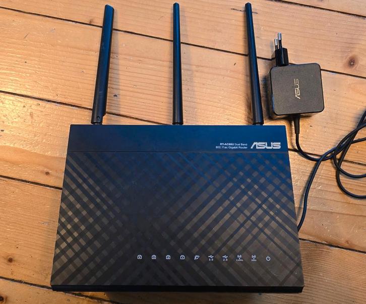 Asus AC68U Router, Computers en Software, Routers en Modems, Ophalen of Verzenden