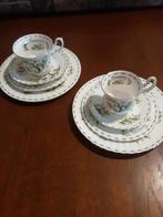 Royal Albert 2 setjes Flower of the Month January, Antiek en Kunst, Ophalen of Verzenden